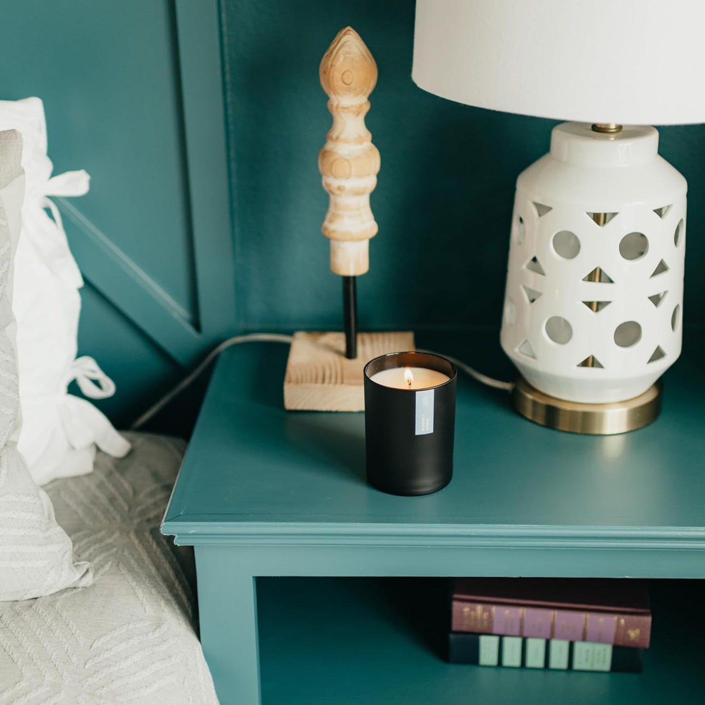 Calyan Wax Co. Cedar & Tobacco Scented Candle - 75 Hour Burn - Luxury Non Toxic Soy Wax Candles - Long Lasting Black Tumbler Jar Candle for Home - 10.2oz